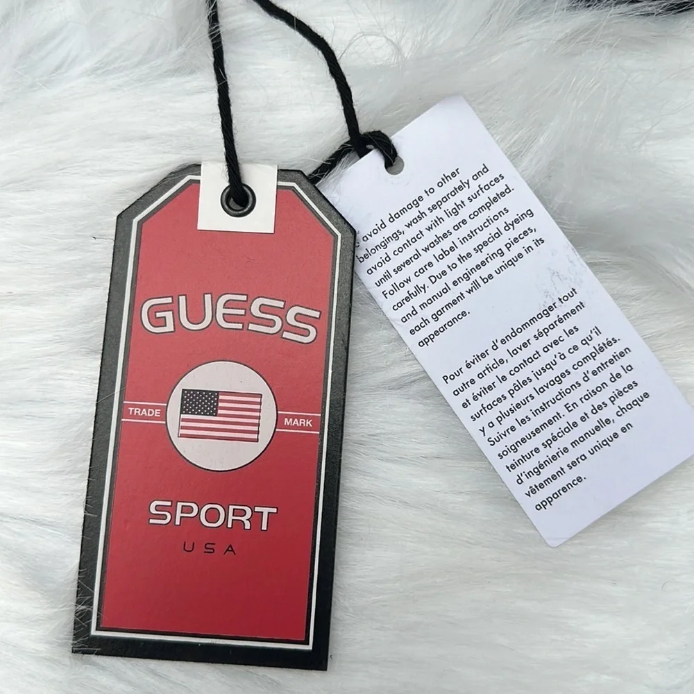 New GUESS Men’s Belt Bag